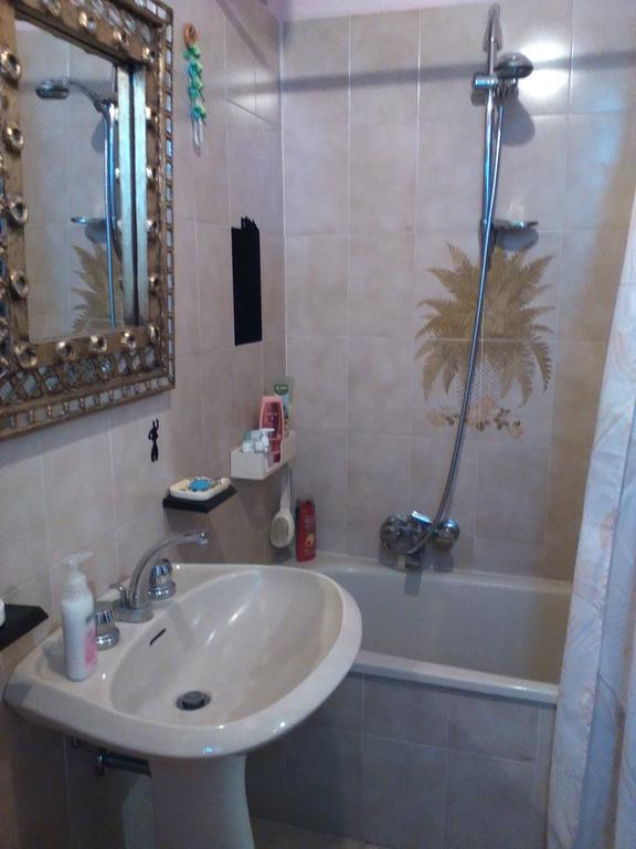 4 Assi Apartment ปีติญาโน ห้อง รูปภาพ